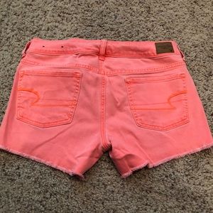 Great condition size 6 American eagle shorts!